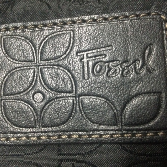 Fossil Crossbody bag, Black leather, new never used. - Picture 4 of 9
